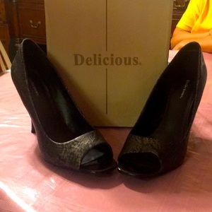 These shoes have never been worn before.